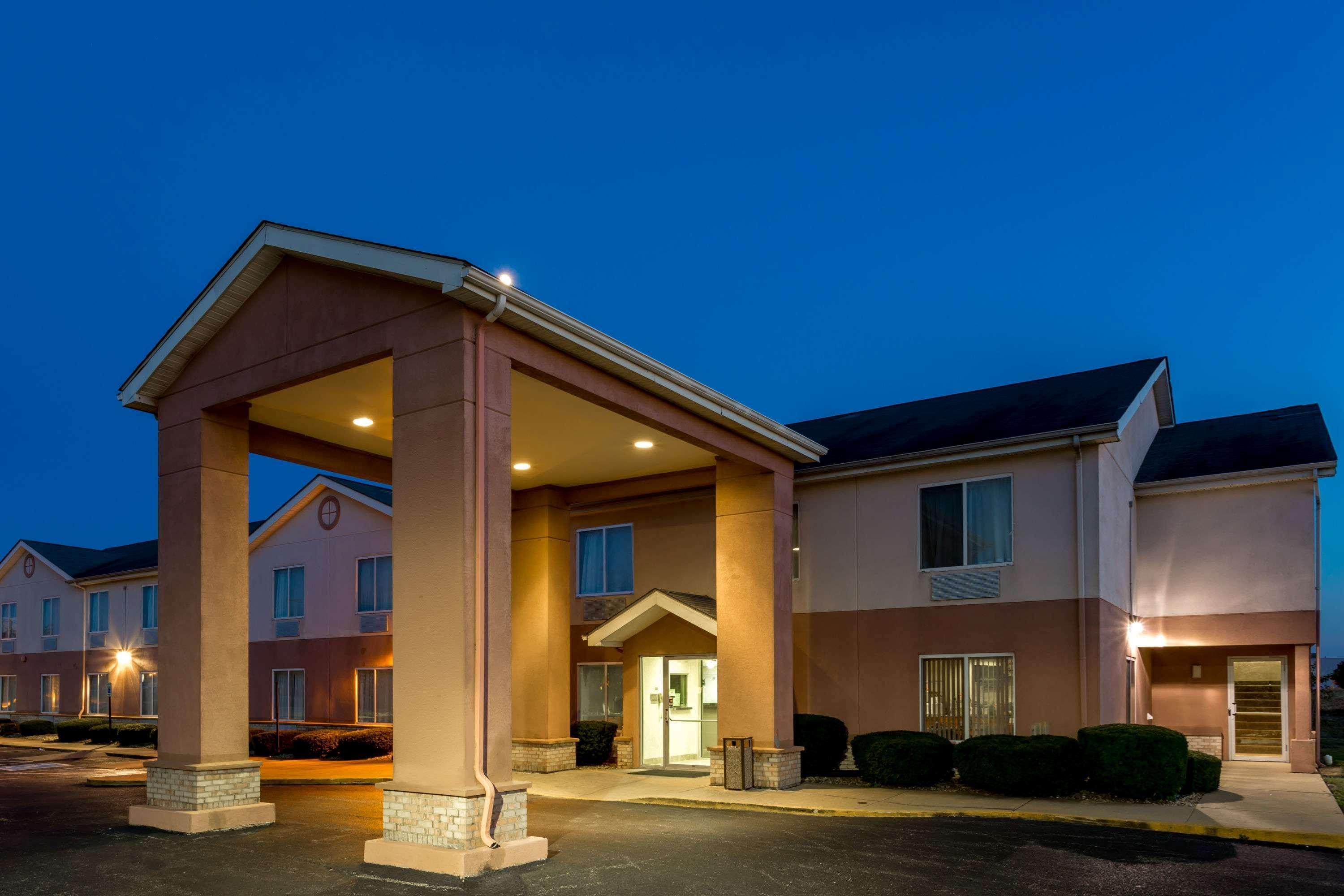 Super 8 By Wyndham In 2* Frankfort