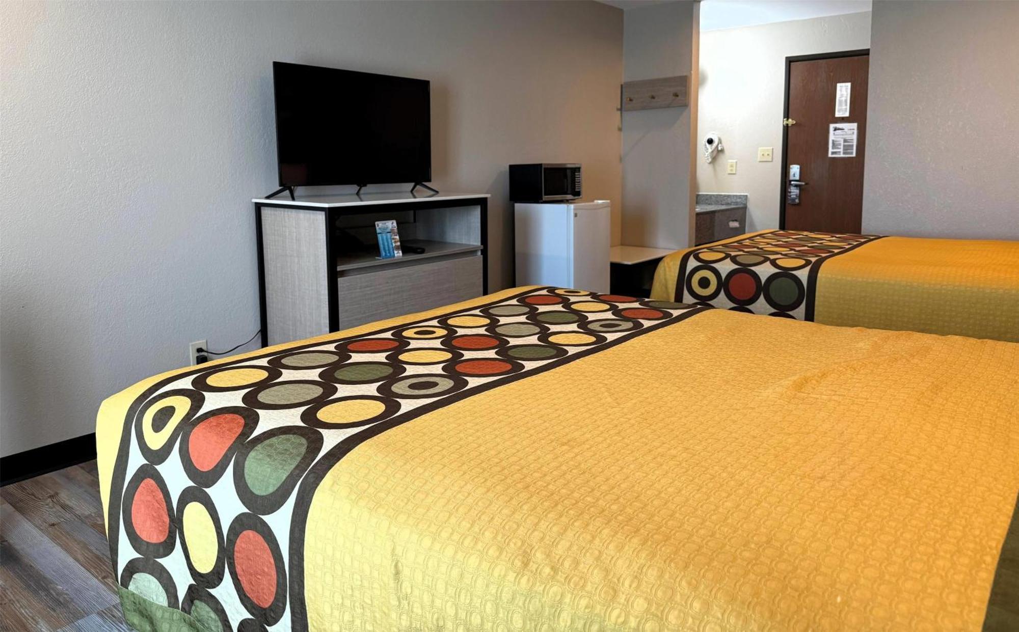 Super 8 By Wyndham In Hotel
