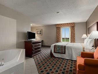 Super 8 By Wyndham In